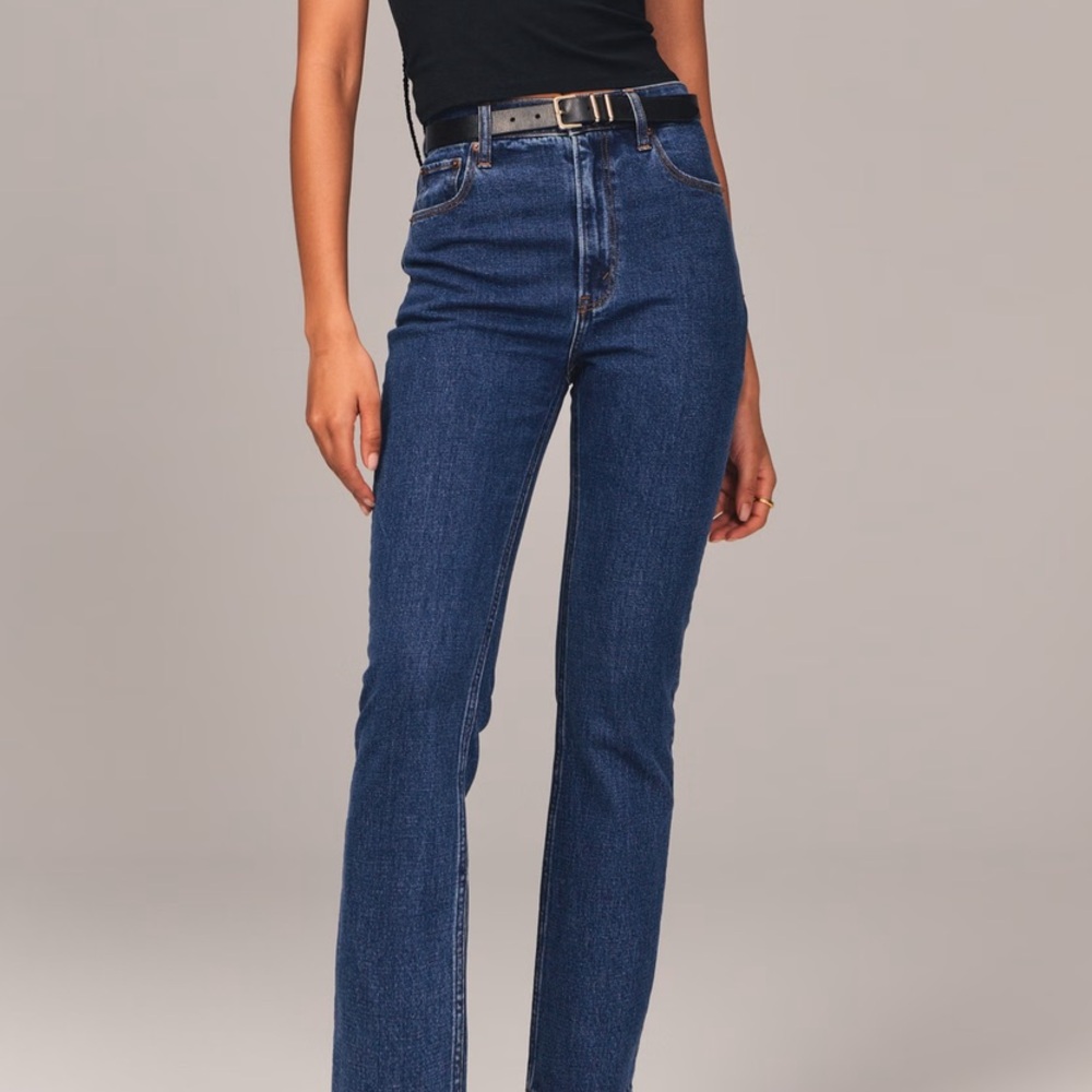 NWOT Abercrombie Straight Jeans sz 25/0